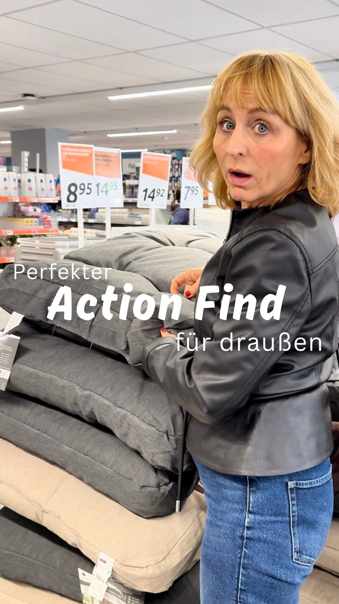So günstig habe ich Kissen für Paletten als Gartenmöbel noch nie gesehen. Außerdem wusste ich nicht, dass Action ein Nachhaltigkeits Programm hat. Die Kissen sind Teil davon Werbung unbezahlt.|,