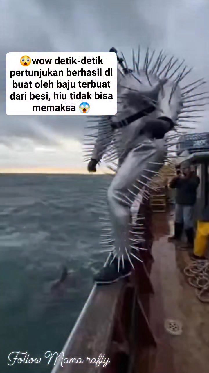😱Pertunjukan manusia besi terapuk dalam air,wow amazing #fyp #reels # ...