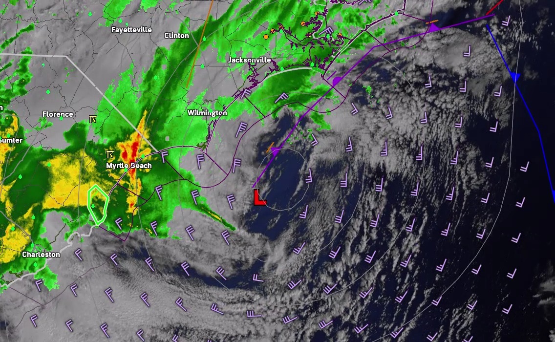 A quick look at our coastal storm this morning... Considerable Flood ...