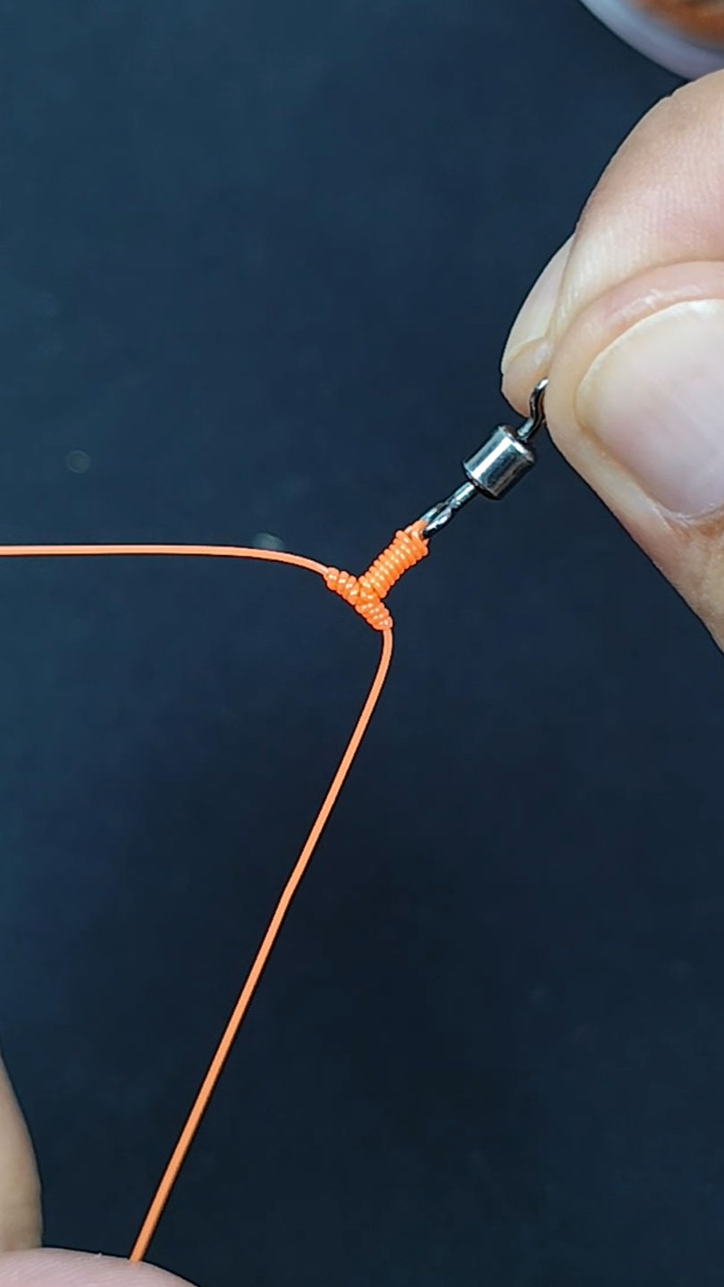 Here’s an easy way to make a T knot. Simple steps, easy to remember ...