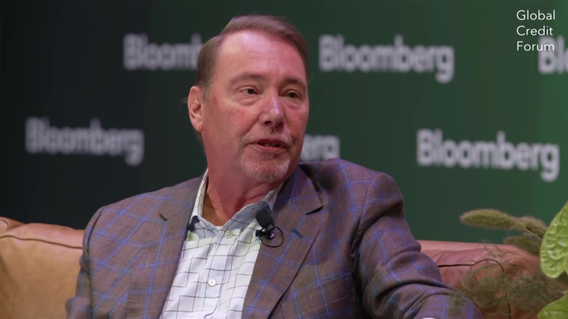 DoubleLine Group CEO Jeffrey Gundlach says gold is the flight-to ...