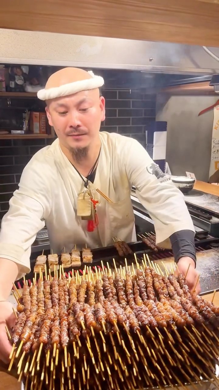 焼き鳥狂さん 𝗜𝗸𝗶𝗺𝗮𝘀𝗵𝗼𝘂: 𝗧𝗵𝗲 𝗛𝗶𝘀𝘁𝗼𝗿𝘆 𝗼𝗳 𝗬𝗮𝗸𝗶𝘁𝗼𝗿𝗶