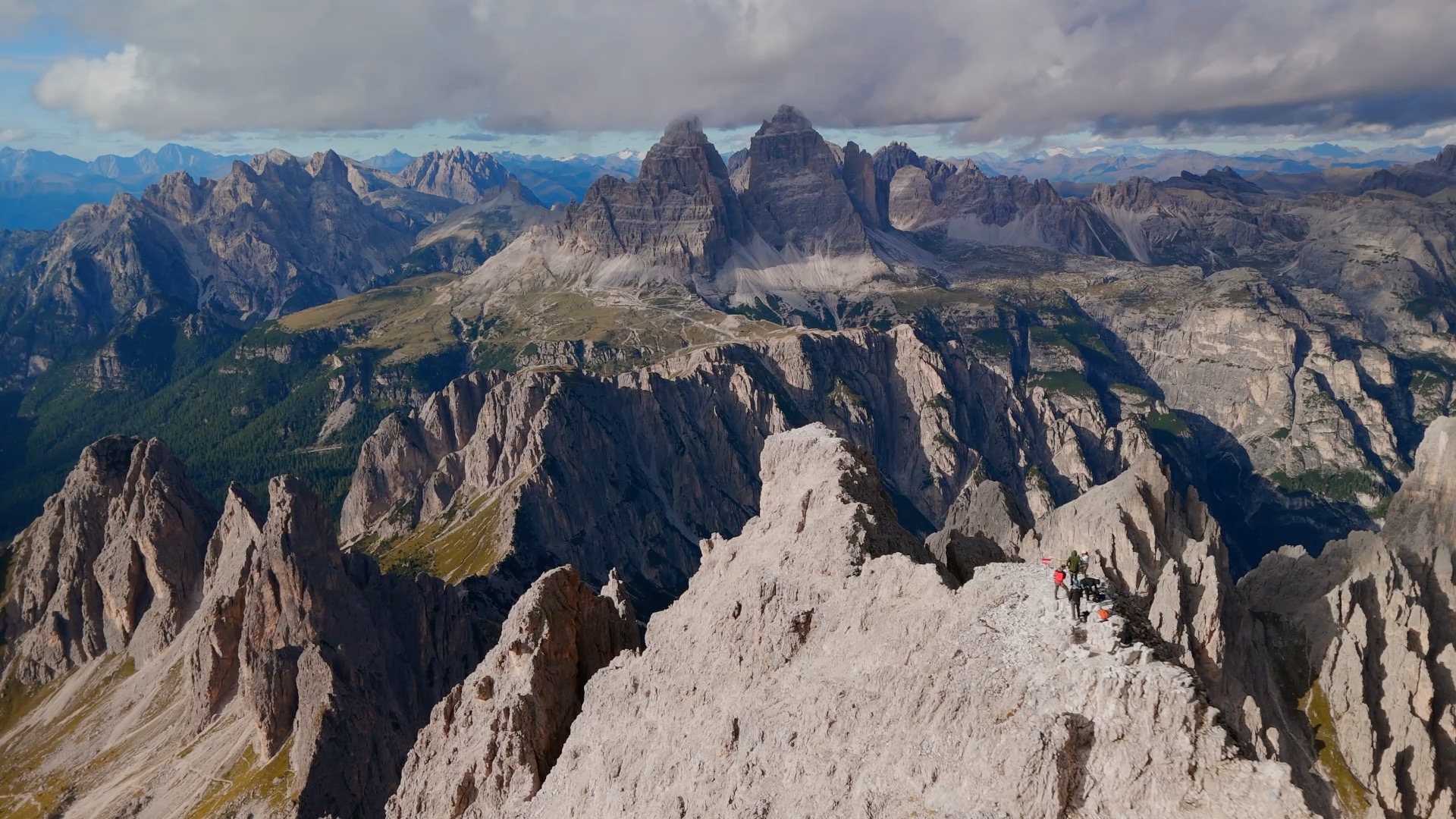 Via Ferrata Merlone . นี่คือลาสบอสของเส้น Via Ferrata อยู่ในระดับ ...