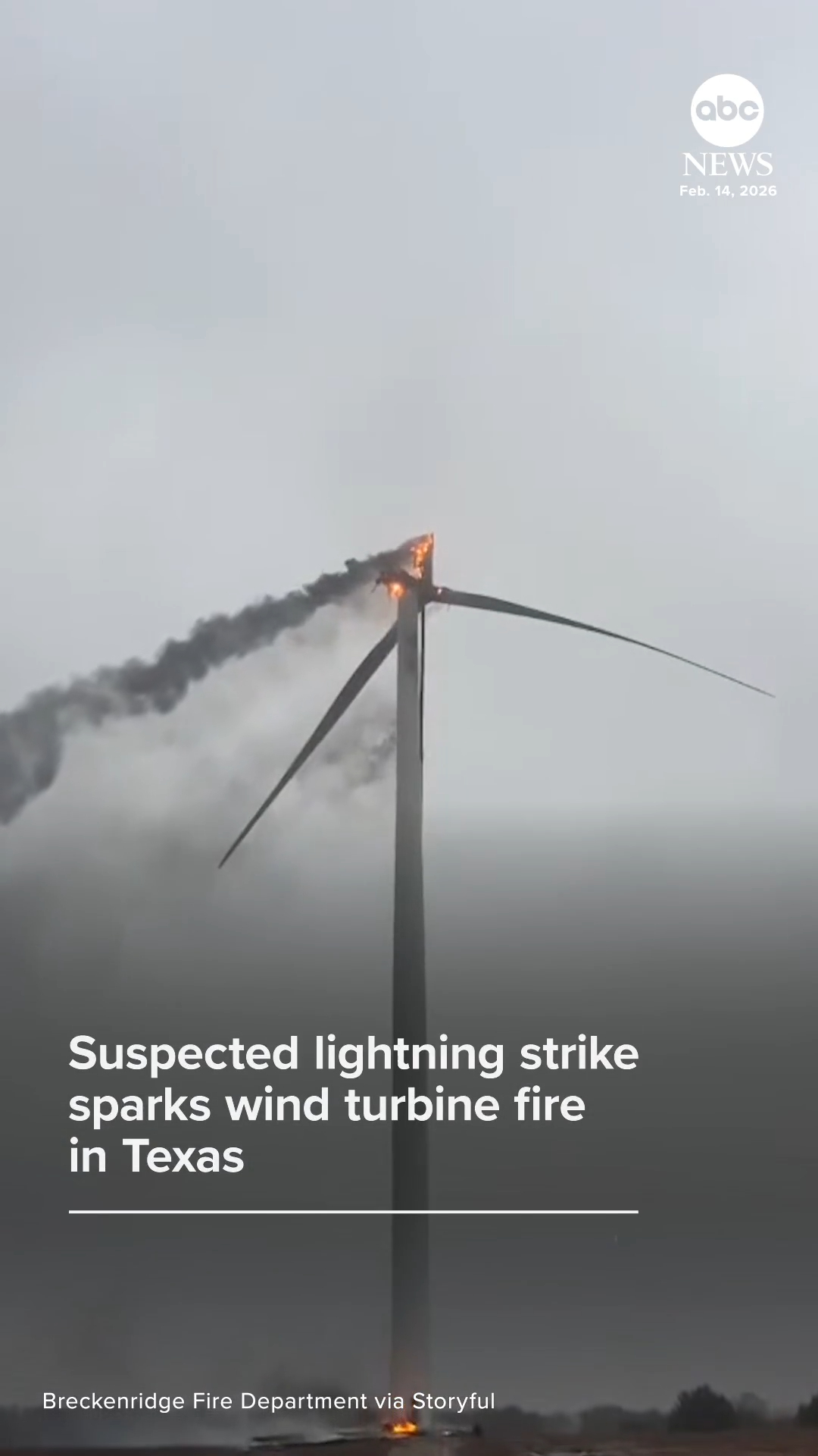 A Texas wind turbine that reportedly caught fire due to a lightning ...