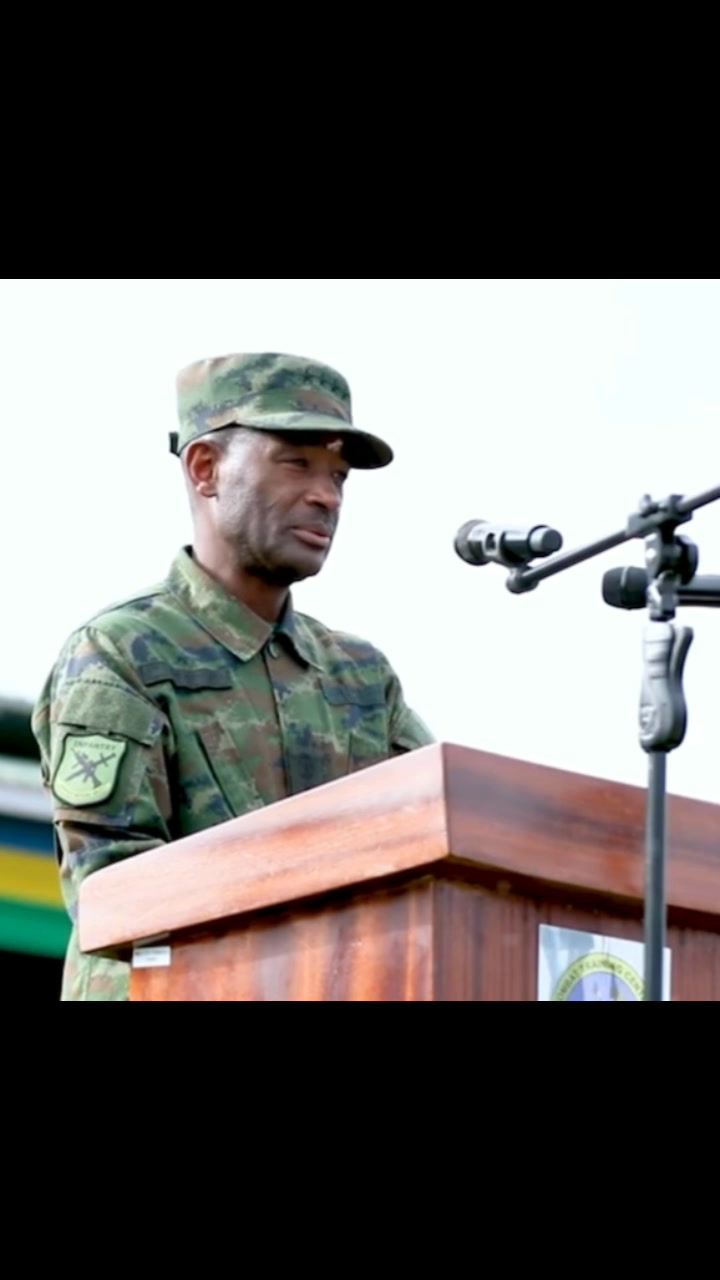 The Rwanda Defence Force (RDF) Chief of Defence Staff, Gen MK Mubarakh ...