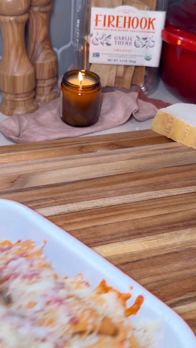 A grinder-inspired twist on the viral charcuterie nachos with @firehook ...