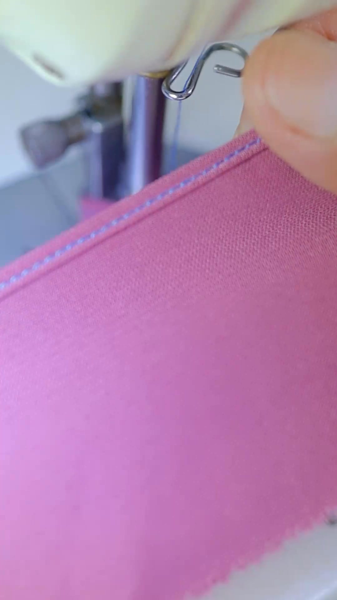 Sewing the Edge of Fabric with Consistent Control Using Special Foot In ...