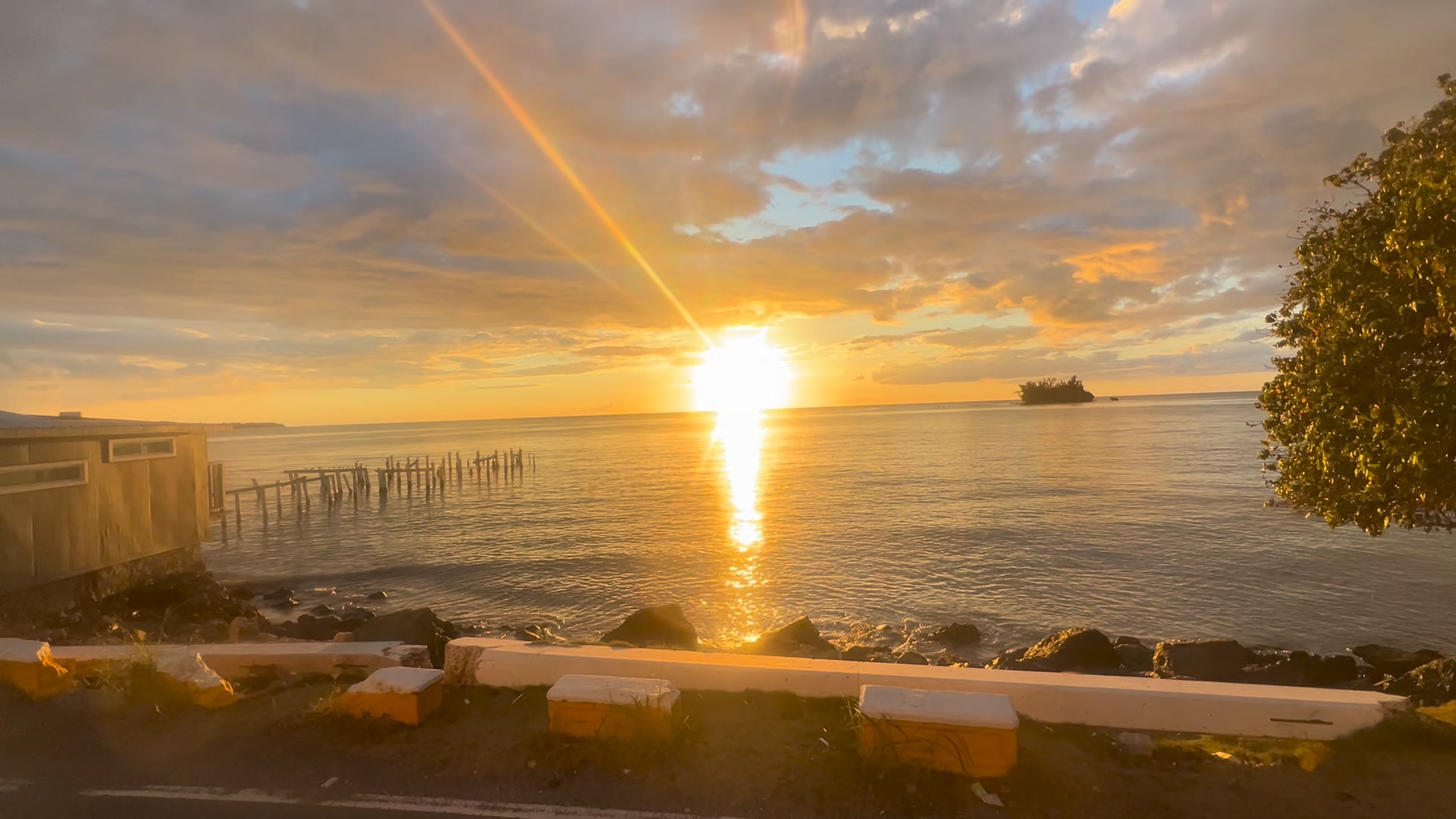 Atardecer desde Joyuda-Isla Ratón ️🇵🇷 | La Voladora Boricua | Facebook