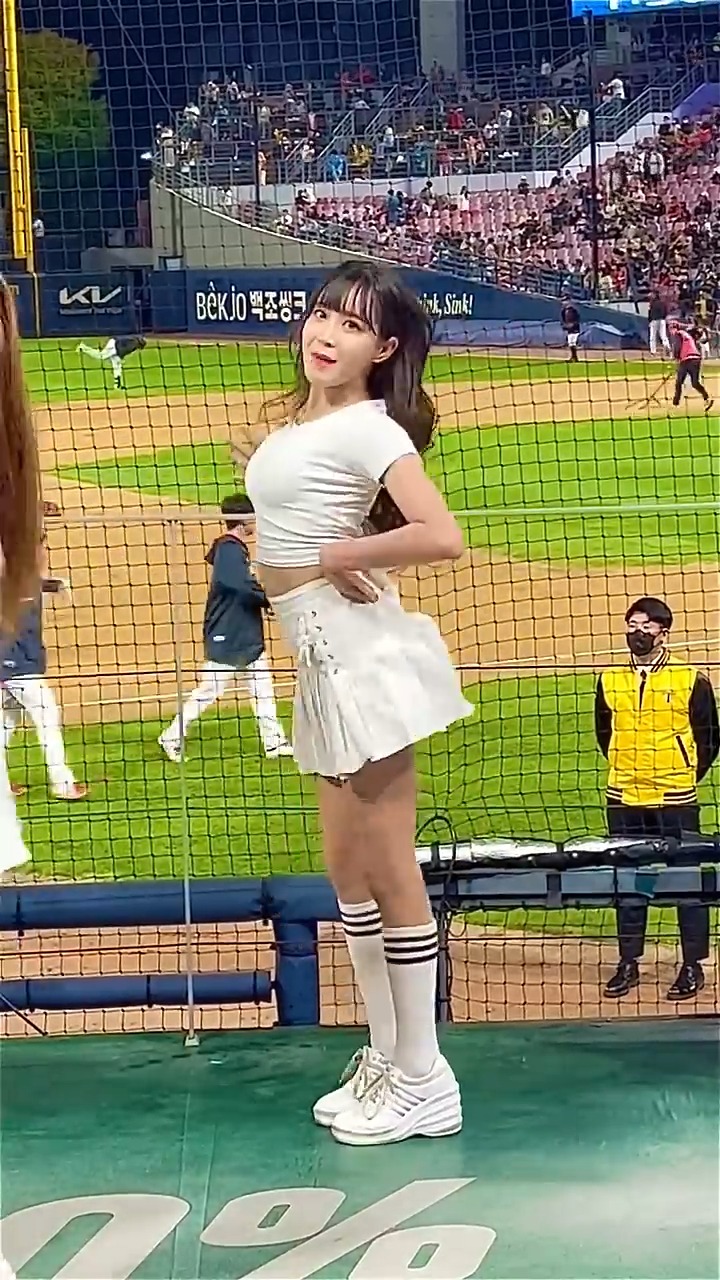 My chuuu uuuhc ym (@61560059074447) - Videos | Facebook