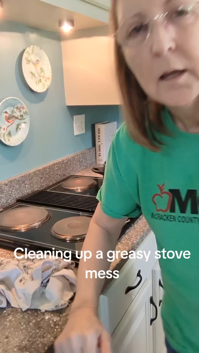 Cleaning up a greasy stove mess. #cleaning | Crystal Culp | Facebook