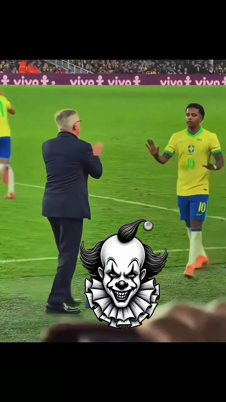 Carlo Ancelotti avèk jwè li yo se bèl bgy nèt. | Marc Arthur Derogene ...