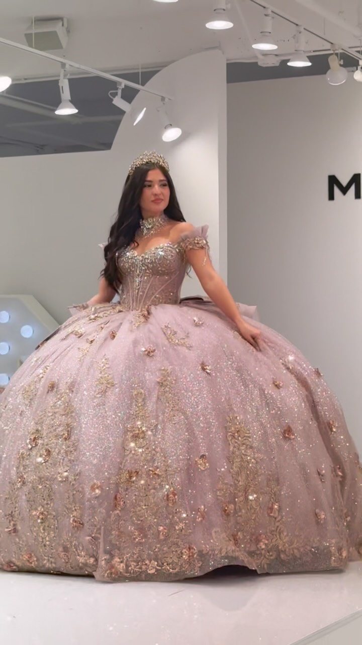 rose gold dress sweet 16 ✨ Perfection ✨😍 A stunning new style from New Collection 🥳 Spring 2027 Collection ✨ #quinceañera #quinceaños #misquince #sweet16 #mis15 🎉 | Elegant Boutique Quinceaneras bodycon dress.