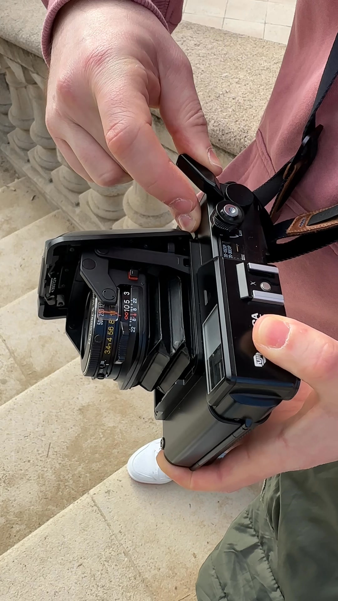 How to repair a stuck shutter on a Fuji GSW690III camera?