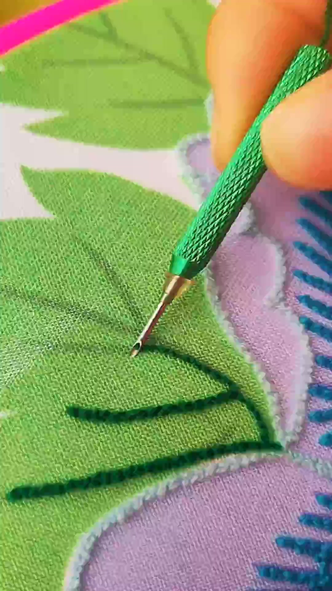 Embroidery is a traditional handmade craft that is rare in the world ...