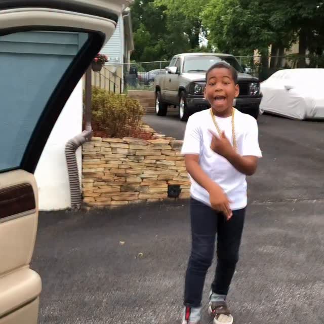 Been started this car singing trend💯🗣️ #ThrowbackThursday #youngdylan # ...