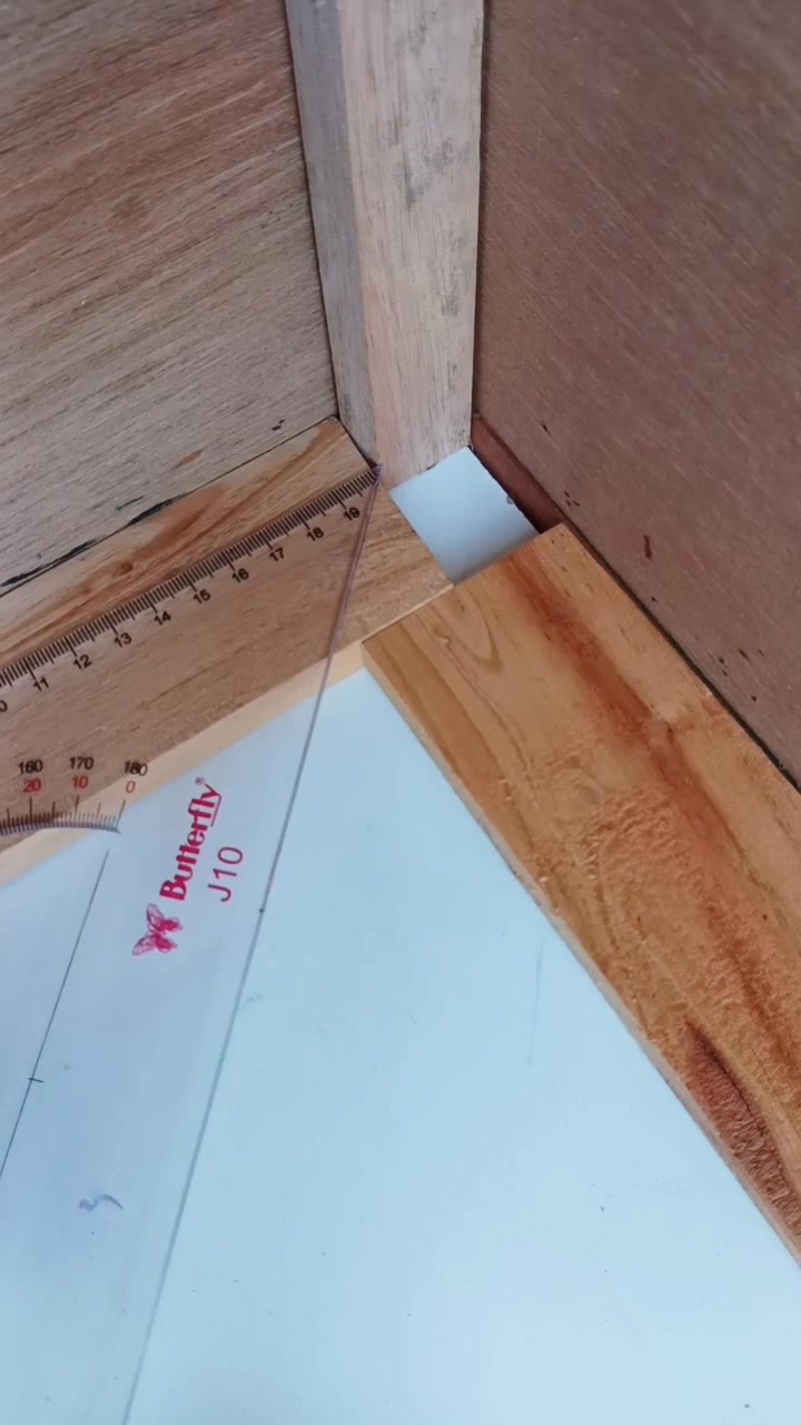 connect corners that are slightly obstructed #woodworking #diy #tricks ...