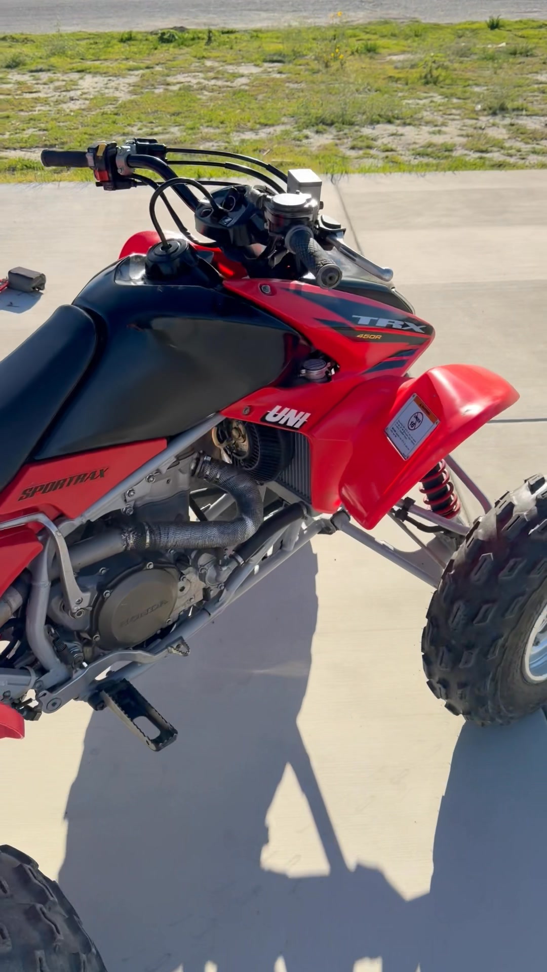 Here is my 2005 Honda TRX 450 r for sale. Upgraded A arms