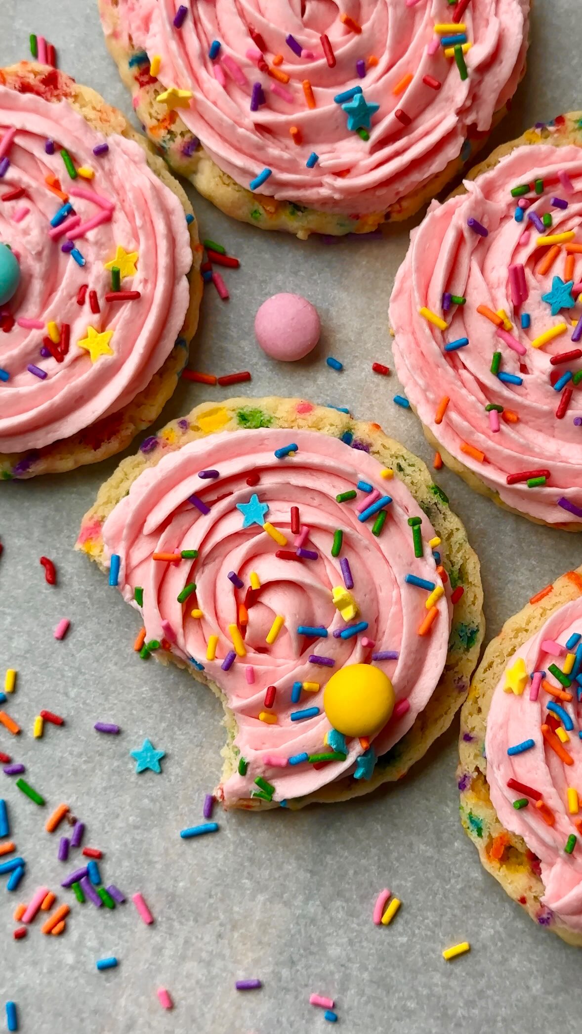 Basically… birthday cake, but better! 🎂🍪 Soft, buttery, and sprinkle ...