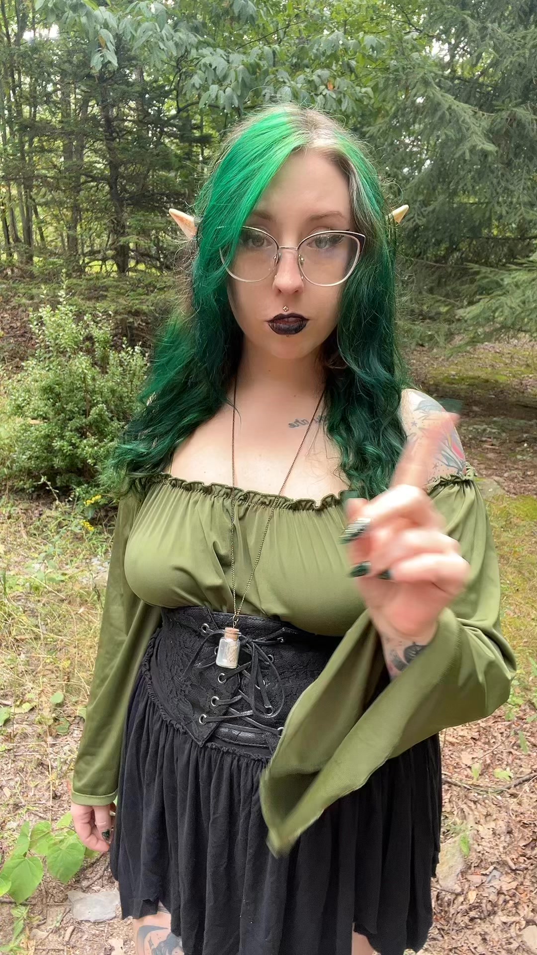 Y’all are lucky I’m posting something like this 😂🖤 #alt #altgirls # ...