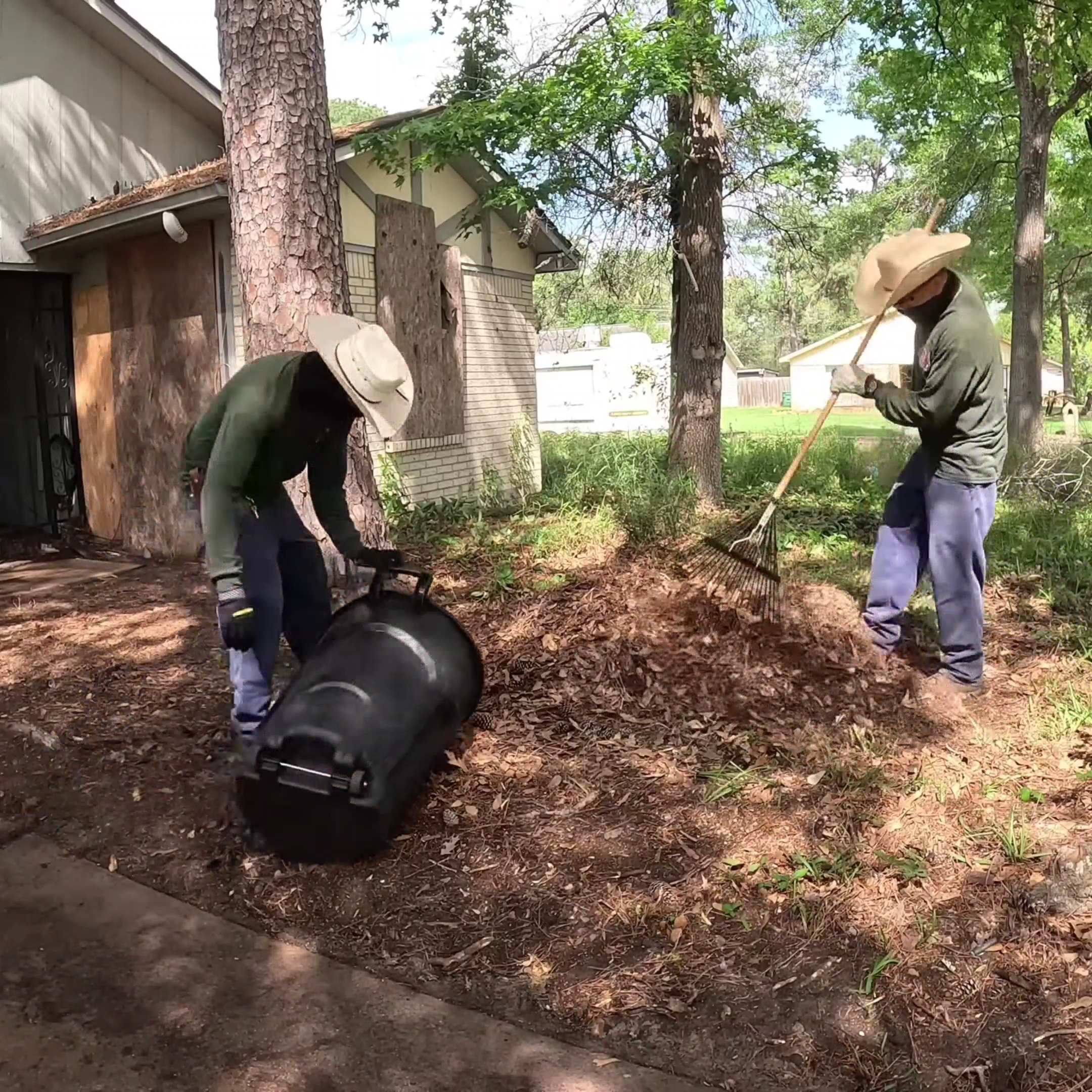 He felt ashamed to live next to this disgusting yard., | Urban Green ...