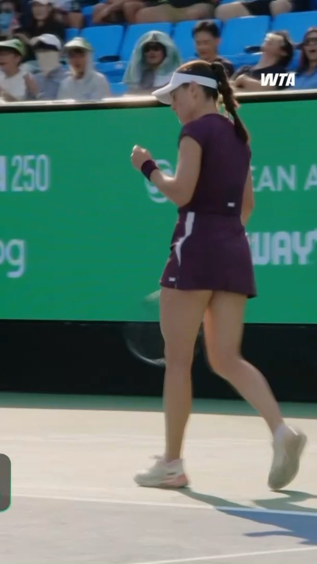 Huge win for KDK! 44yr old Kimiko Date-Krumm（クルム伊達公子