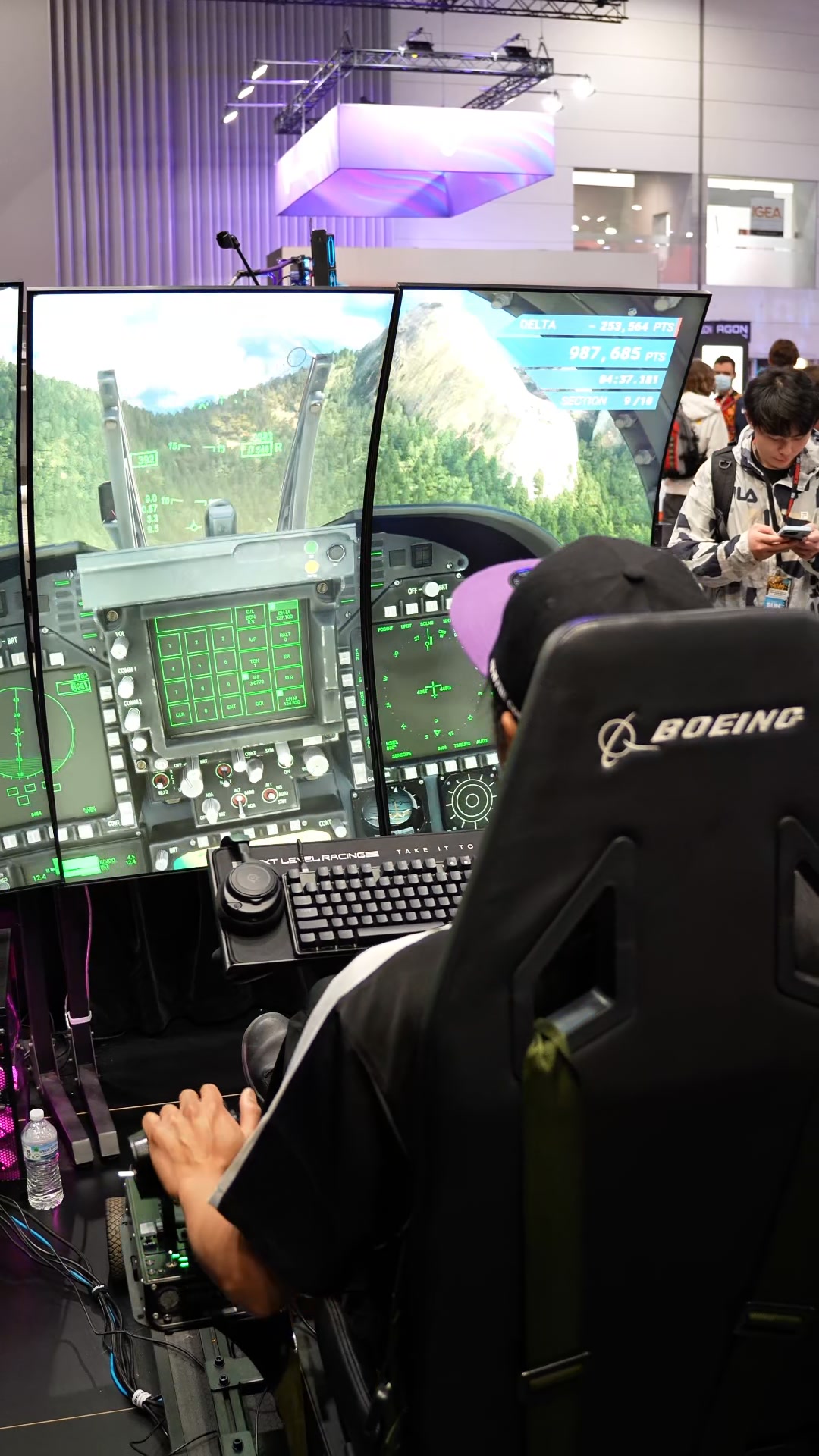The line for our flight sim didn’t stop once! ️🔥 From take-off to ...