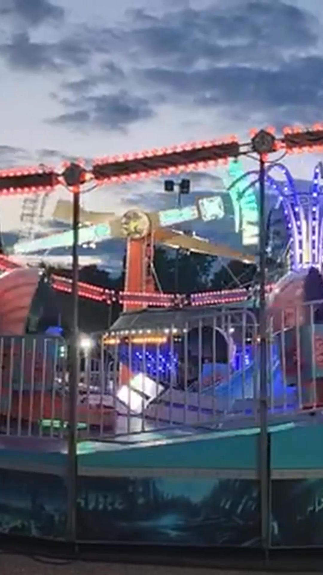 Tilt-A-Whirl - Jolly Shows filmed by Ray in 2022. #carnival # ...