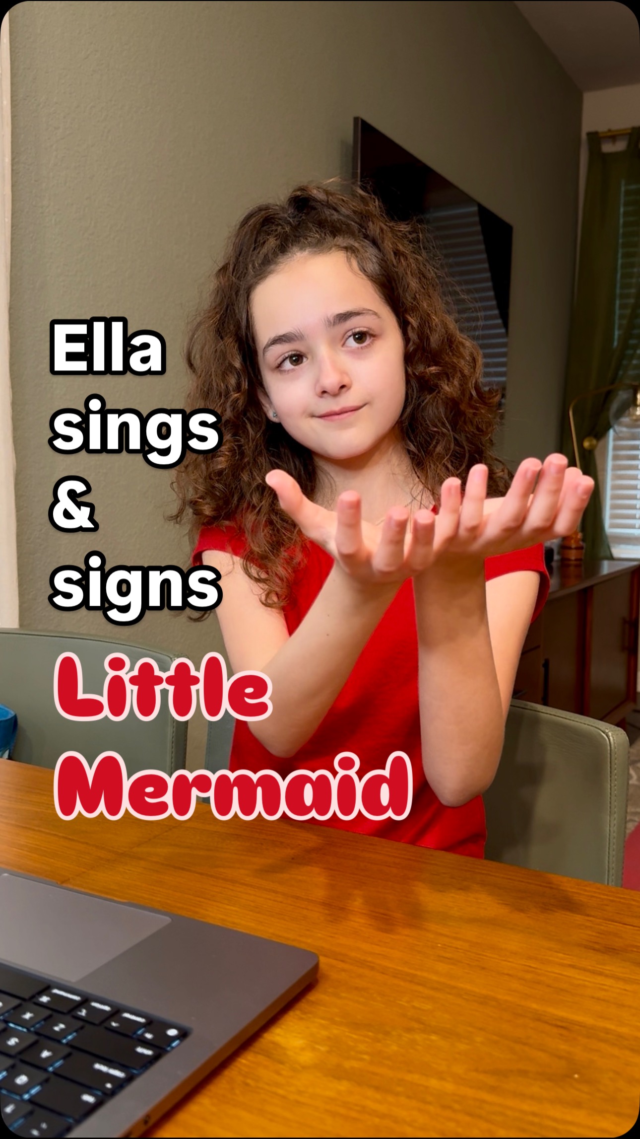 🧜‍♀️🤟 Ella sings & signs “The Little Mermaid’s” Ariel ️ communicating ...