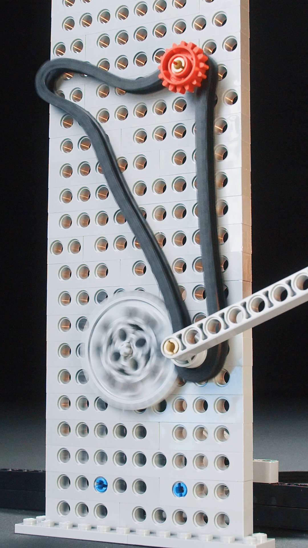 Living Lego Chain #lego #mechanic | Dr. Engine | Facebook