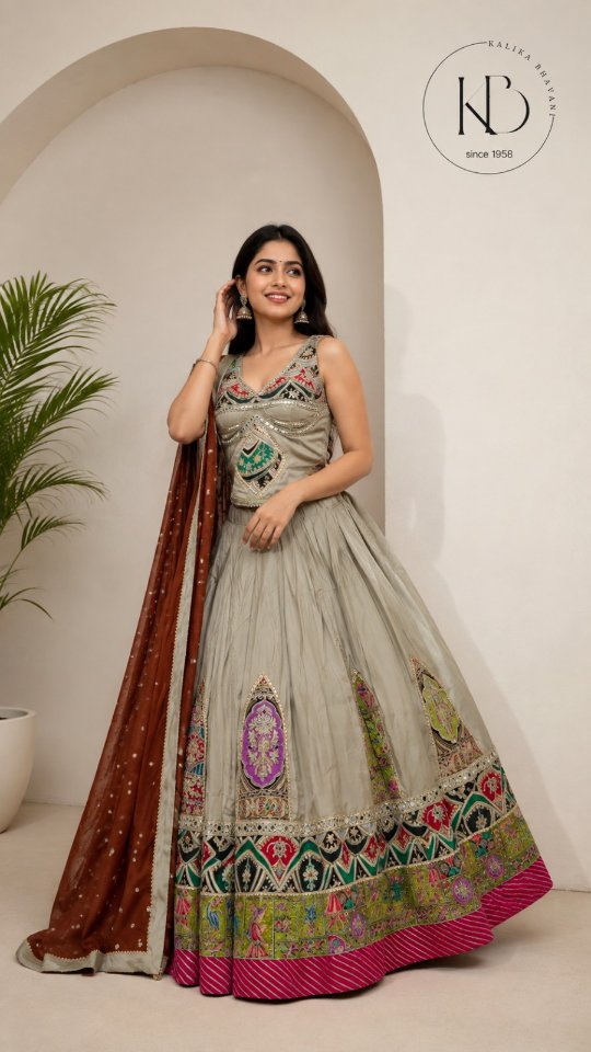 POV: You're the best dressed girl at Garba. 💃✨, 💖 Pure Bombay Silk Luxury, ✨ 8–9 Meter Grand Flare, 🪞 Vintage Mirror Work Blouse (Front & Back), 🌸 Heavy Border Dupatta (2.5 Meter), One Twirl... 