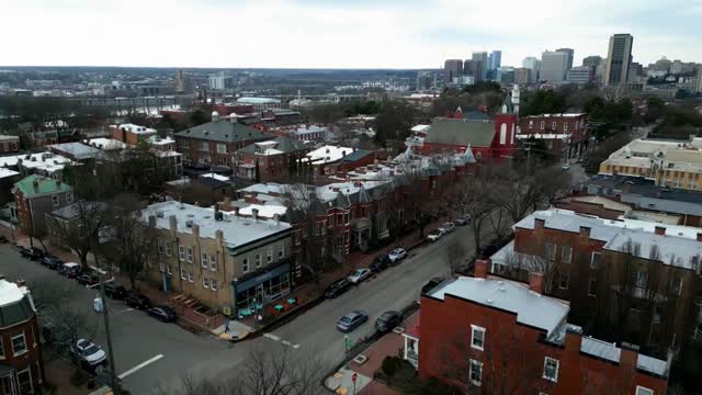 【Henley Community.】ビクトリアンのコーヒーサービス 3点 Why is #churchhillrva so popular? Well. ..our cafes, bakeries, and