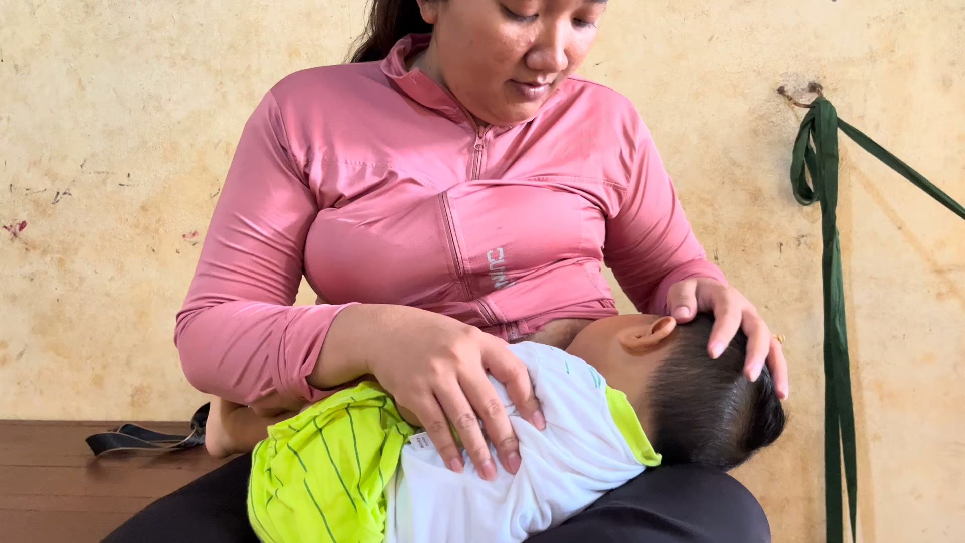 breastfeeding vlogs 2020