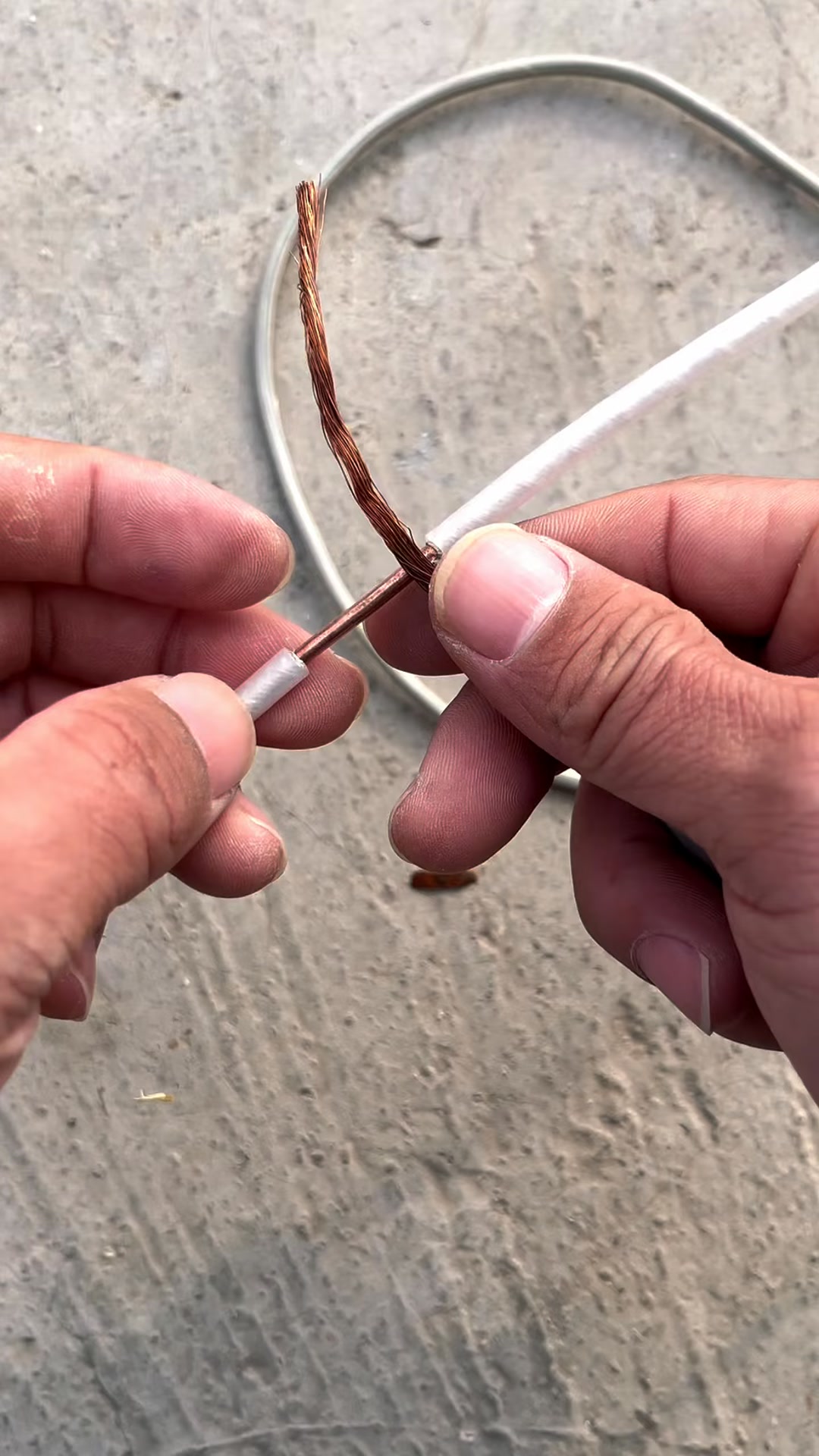 How to connect stranded wire to solid wire properly. | The Simple DIY ...