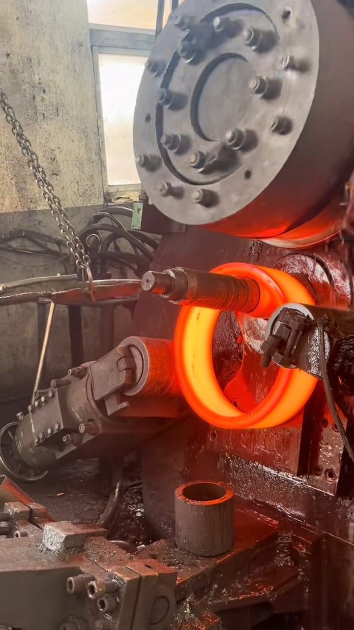 #Bearing #On site direct shooting of the production bearing workshop # ...