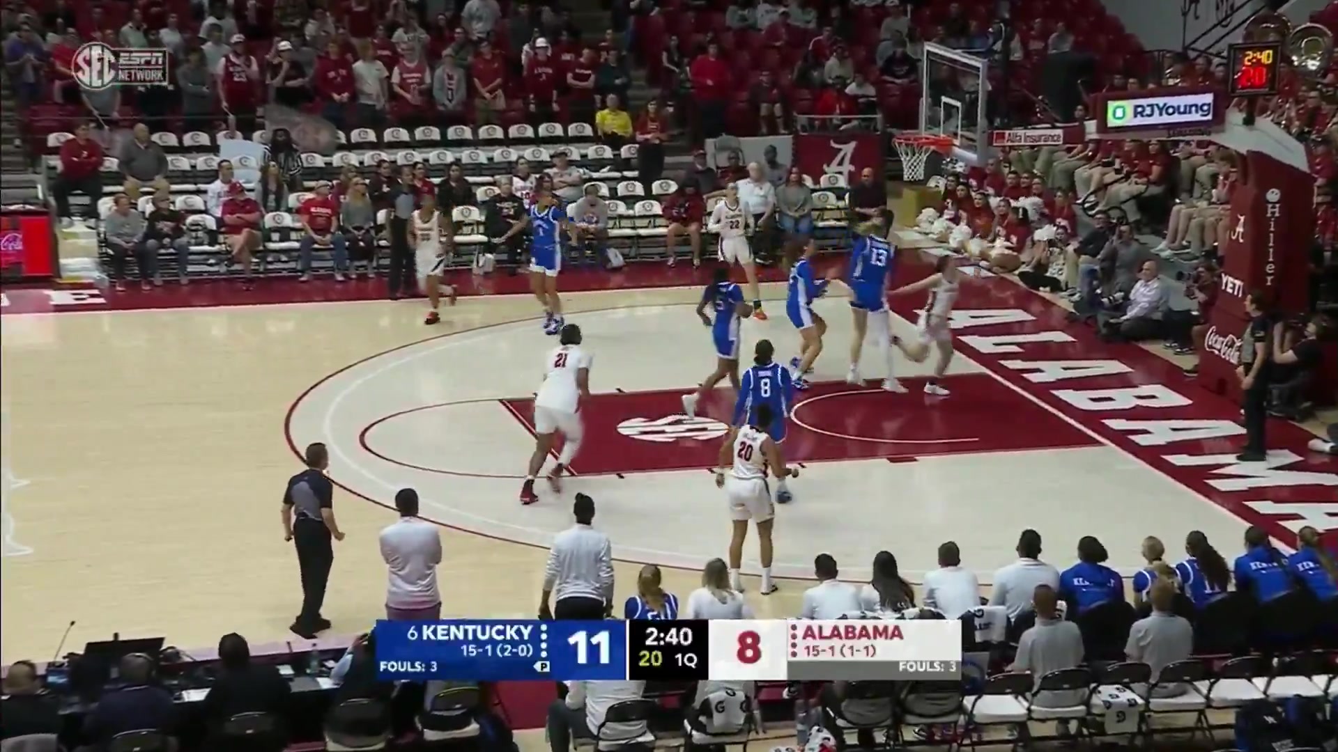 Clara Strack with the BLOCK! Video Credit: SECN+ | Bluegrass Sports ...