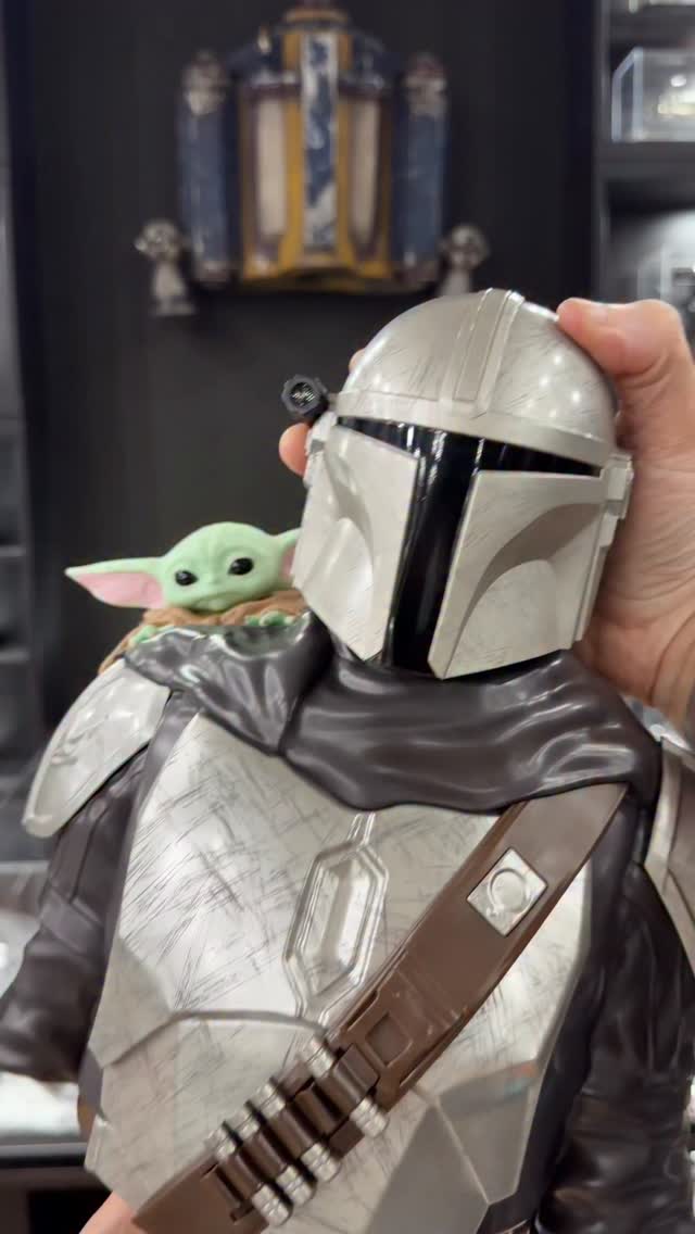 CONFIRMED: the Star Wars: The Mandalorian and Grogu Helmet Die-cut