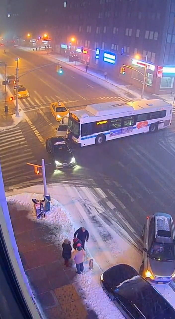 Bus Smashes Into Cars on Snow-Covered NYC Streets in Chain-Reaction ...