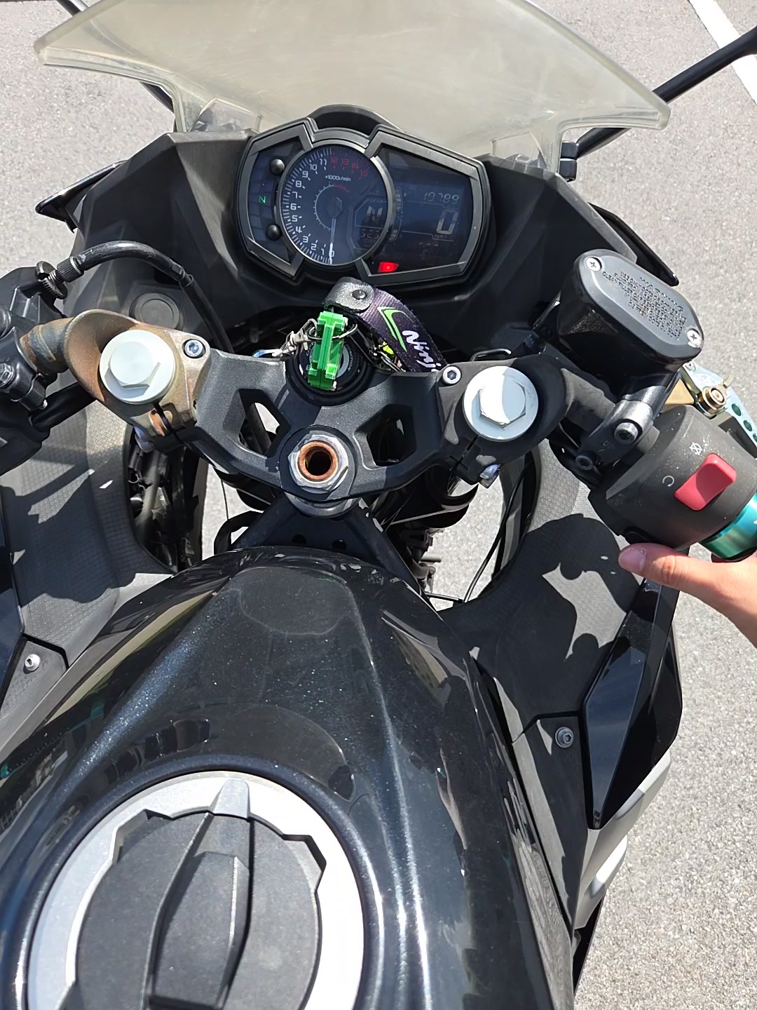 Should I use a battery tender or replace a Kawasaki Ninja battery
