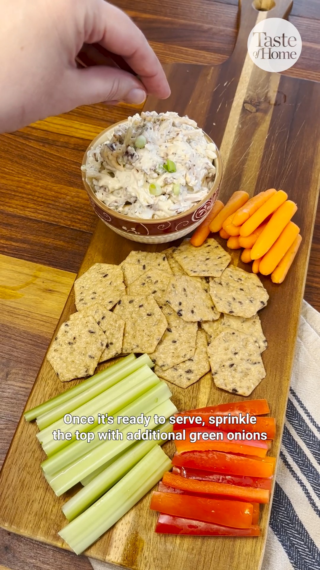 pioneer woman green goddess dressing Ree serves up the ultimate dip platter with Roasted Corn Dip, Dip, and Whipped Feta! Which one would you choose? 🤤🥄 #ThePioneerWoman | Food Network UK Avocado dressing