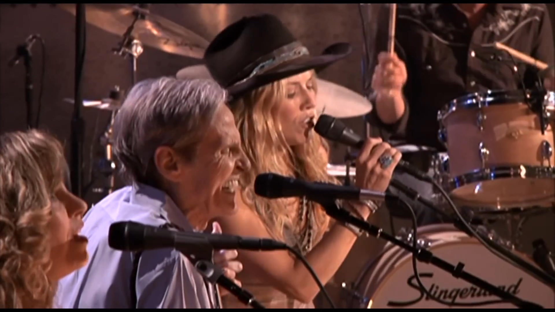 Sheryl Crow, Levon Helm & Friends performing 