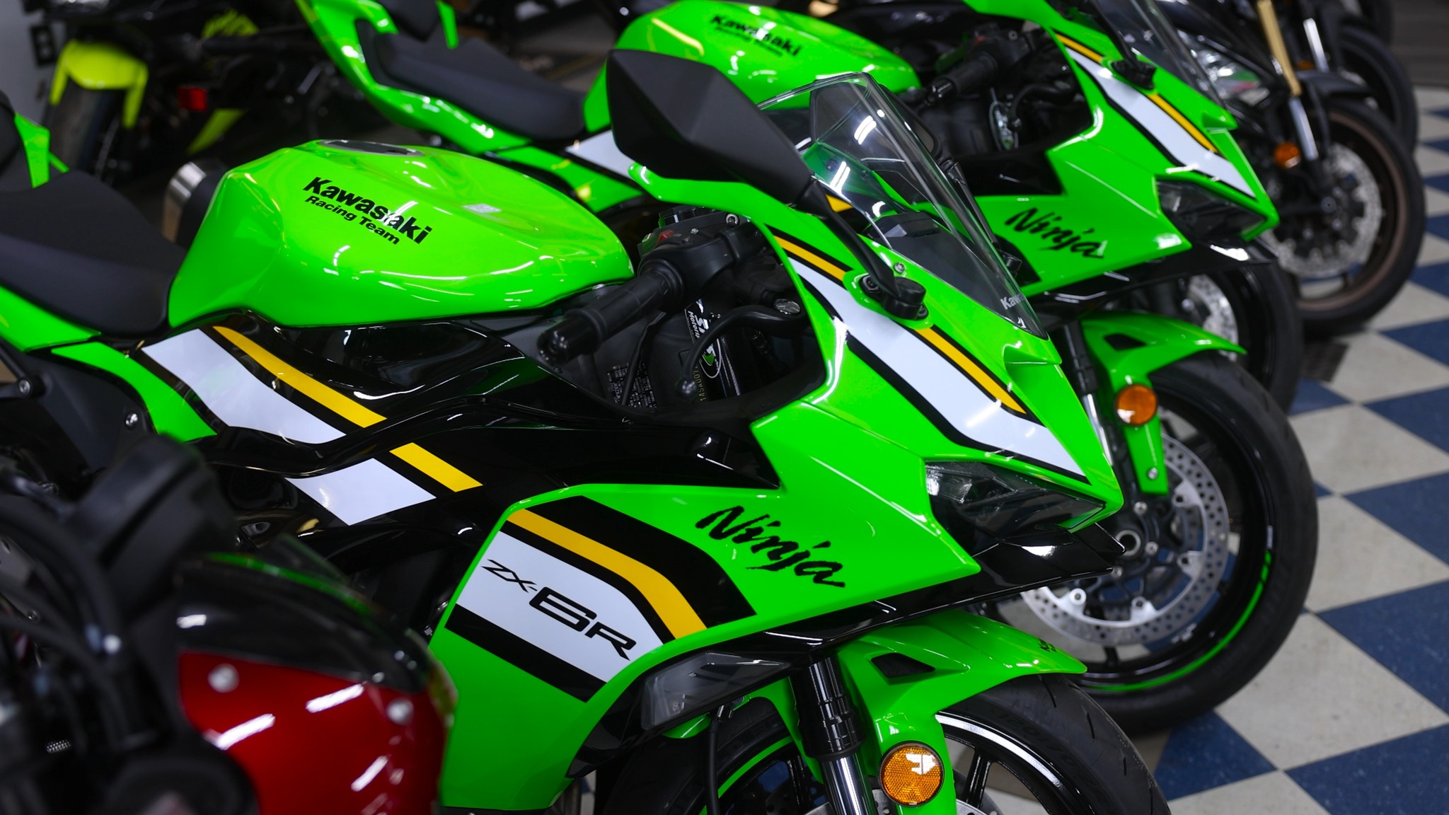 Kawasaki Street Bikes Built For Speed And Everyday Riding