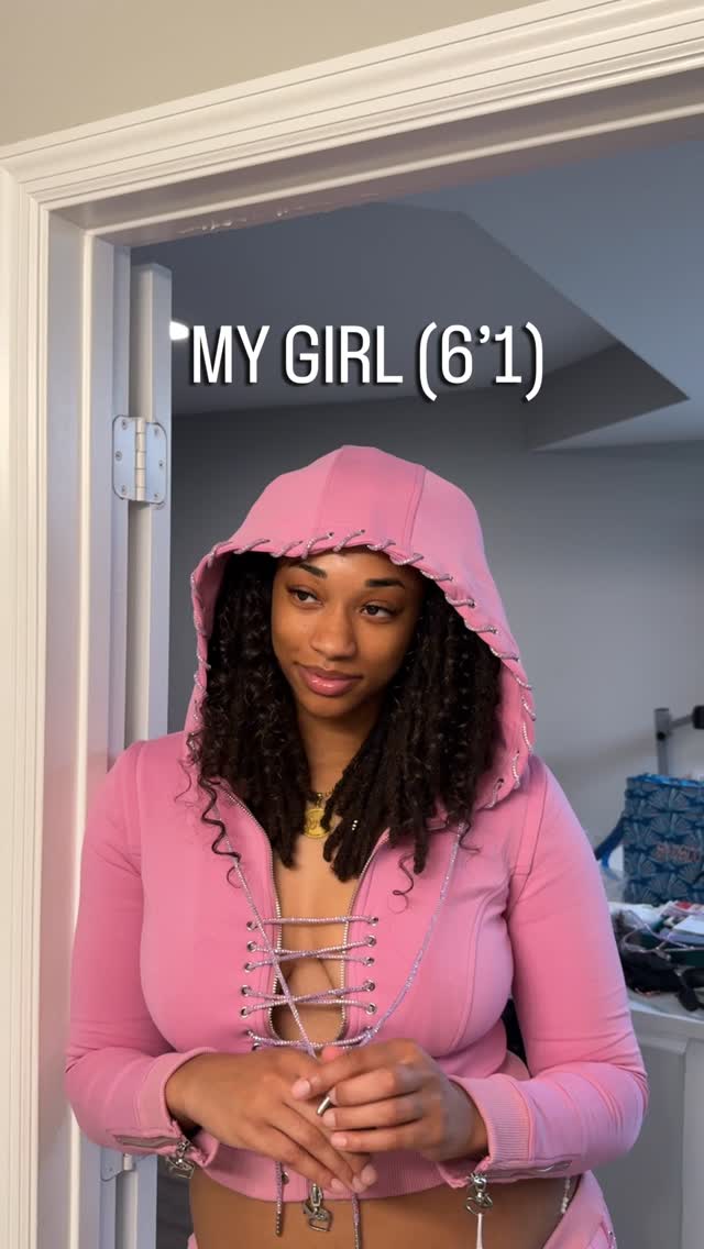 type shxt 😏🤣 #tallgirl #shortguy | Nydia.lampkin | Facebook