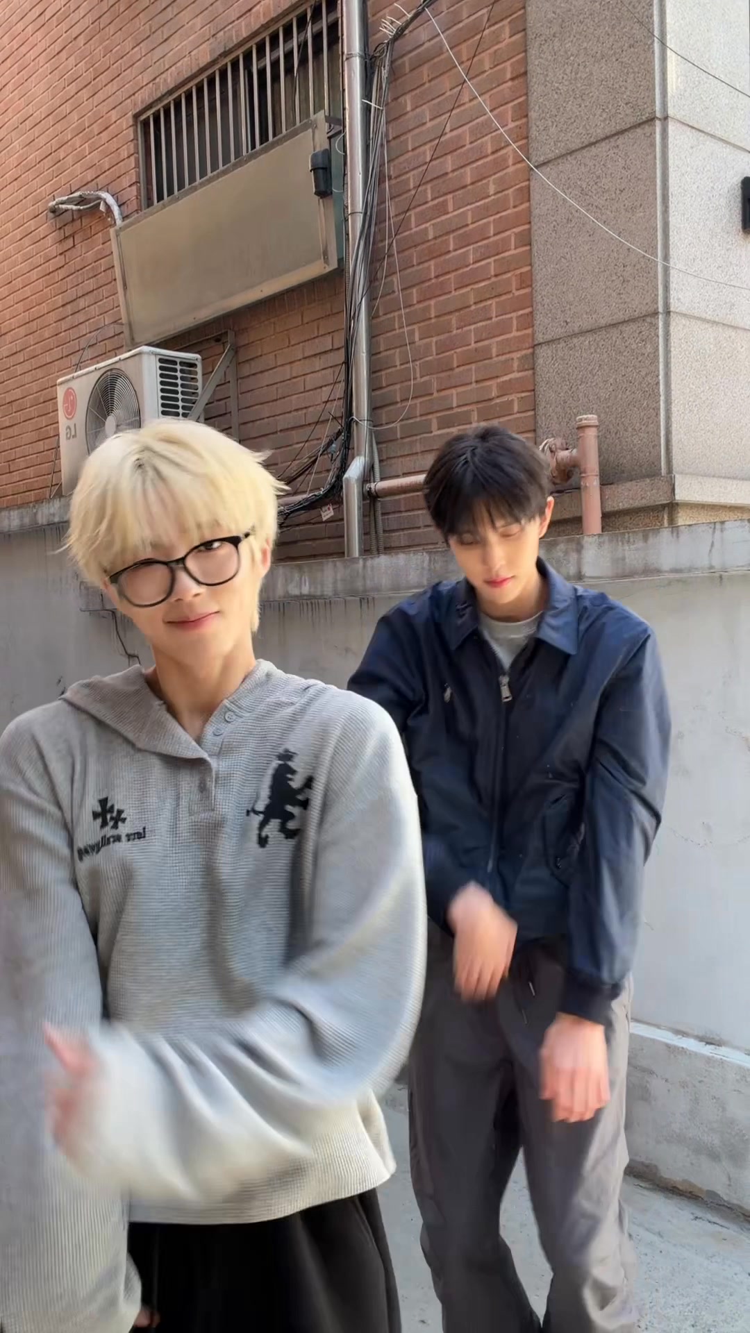✨🙌 ▶️ vt.tiktok.com/ZSHPfAv6H/ #8TURN #에잇턴 #エイトターン