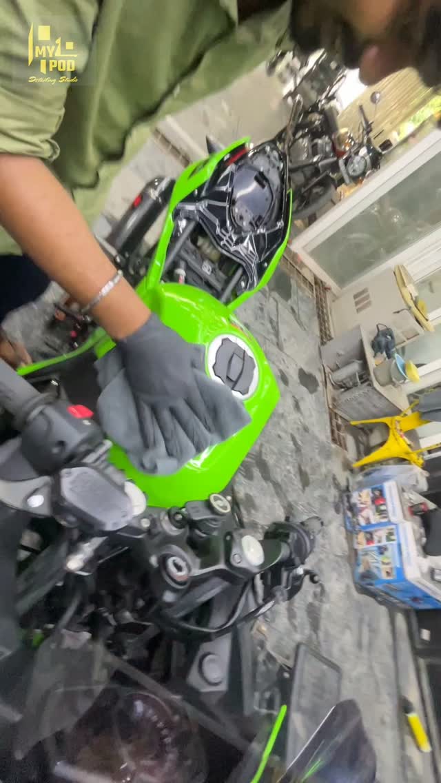 Bringing out the ultimate drip on this Kawasaki Ninja with a full