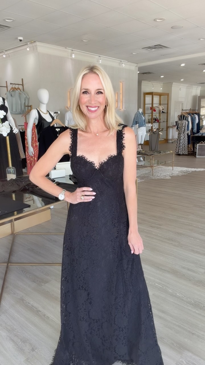black tie affair dress Whether it’s a gala, a wedding, or any this is the one that stops the room. 🖤 Size 2 & 4. | Lukka Select Size:6
