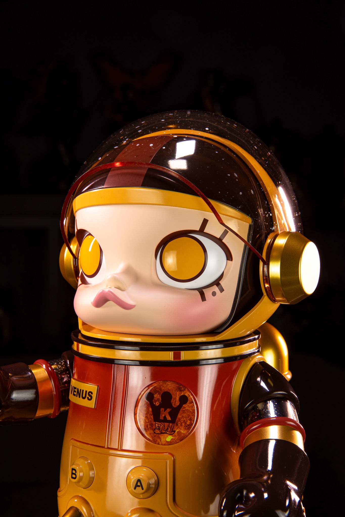 Space Molly is ready to blast into your collection! ? Unboxing 