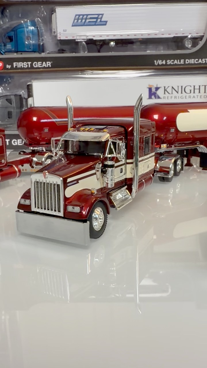Here's a closer look at all of the new 1/64 DCP by First Gear
