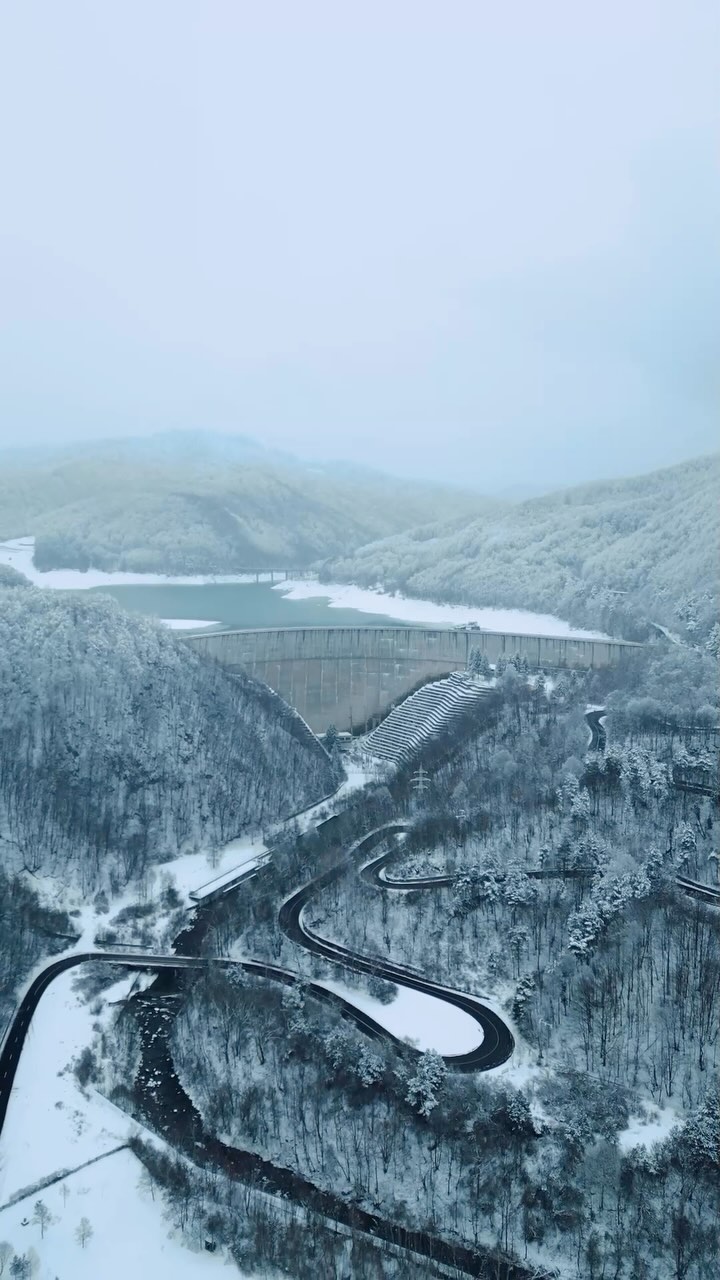 Do you still believe in seasons? Because here, in the wild sinews of