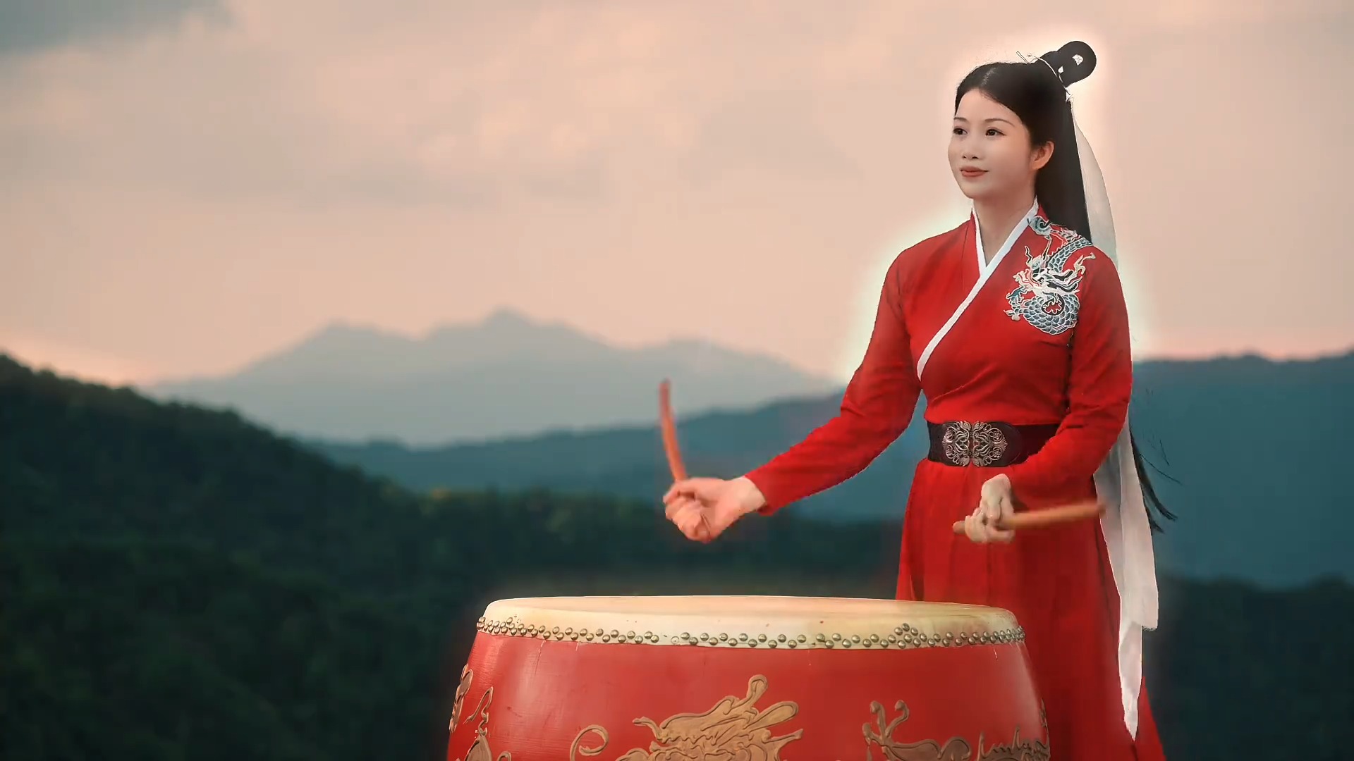 A paean dedicated to the plain of the Zhong Mountain. It has the ...