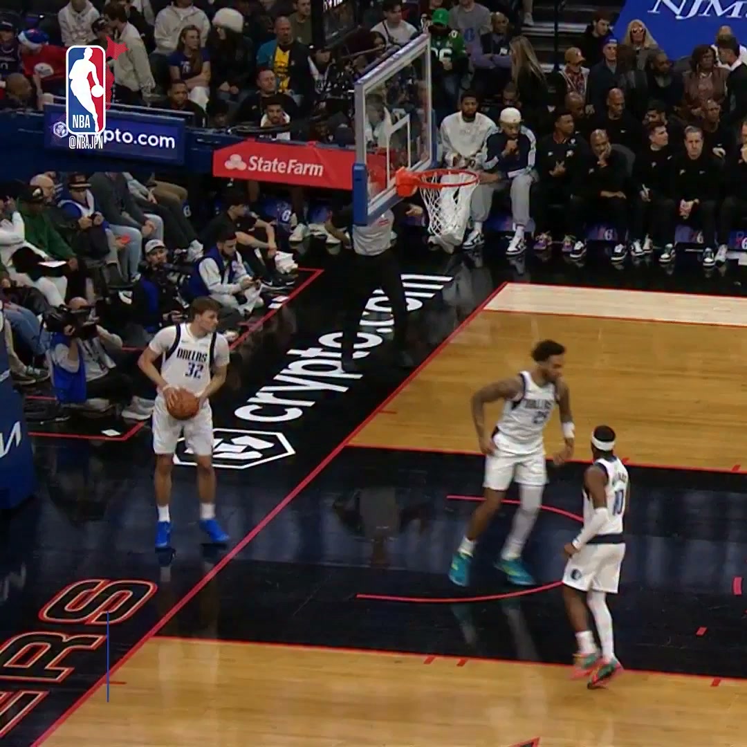 NBA - 今日のレイカーズのユニフォームは、クラシック・エディション
